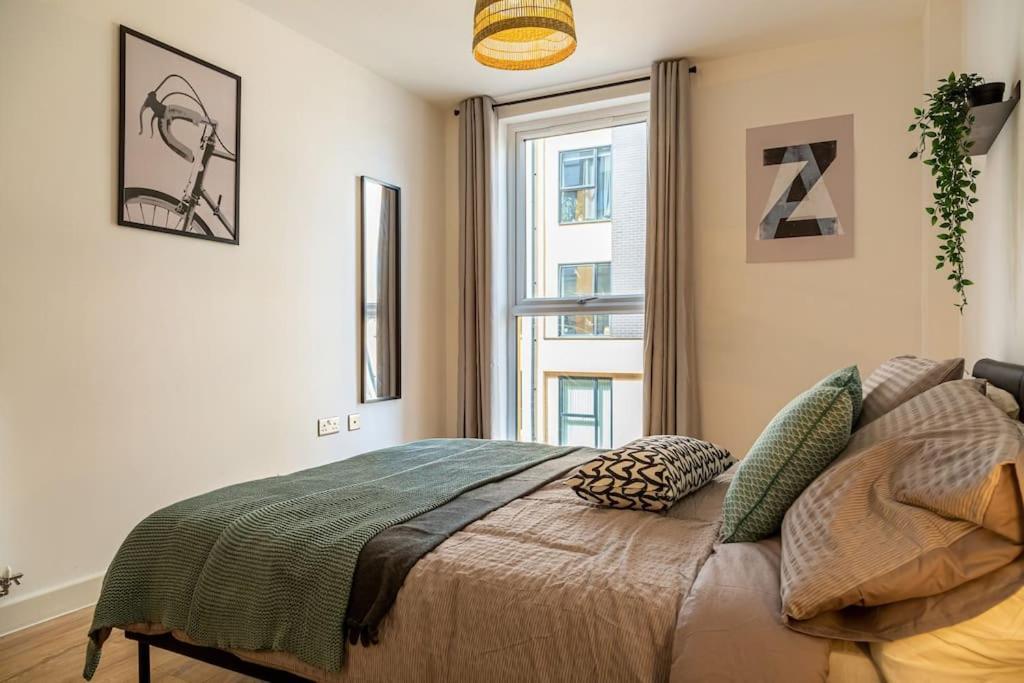 Natural Light City Center Pad Бирмингам Екстериор снимка