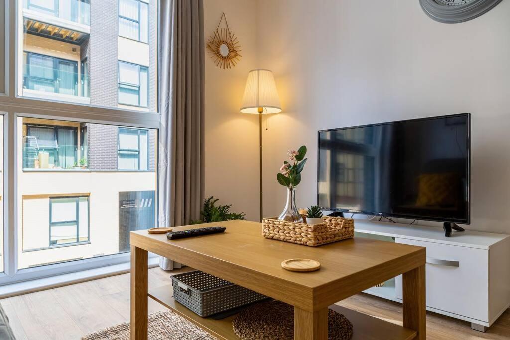 Natural Light City Center Pad Бирмингам Екстериор снимка